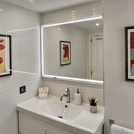 Petunias Lorcrisur Марбелья